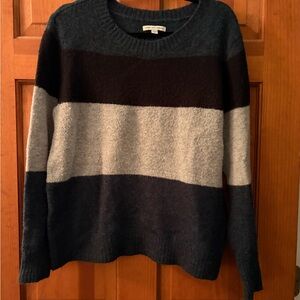 Striped Cozy Crewneck Sweater - Gray & Navy